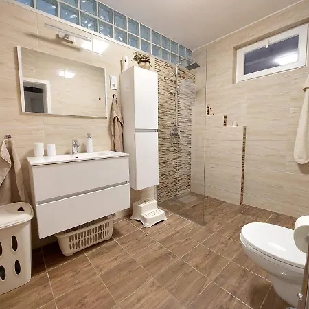 Hébergement de vacances Ildiko Lak *