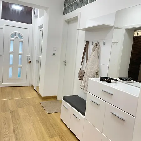 Ildiko Lak Hébergement de vacances *