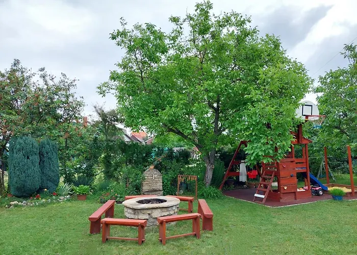 Nyaraló Ildikó Lak *