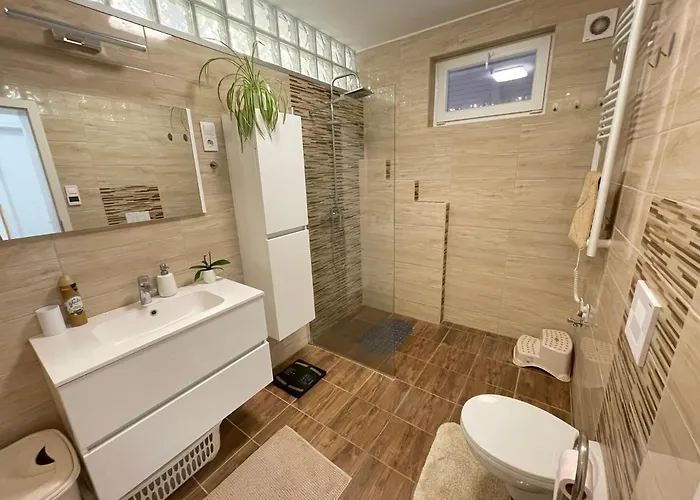 Nyaraló Ildikó Lak