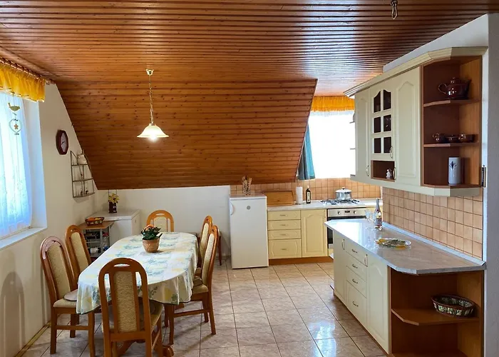 Ildikó Lak Vonyarcvashegy