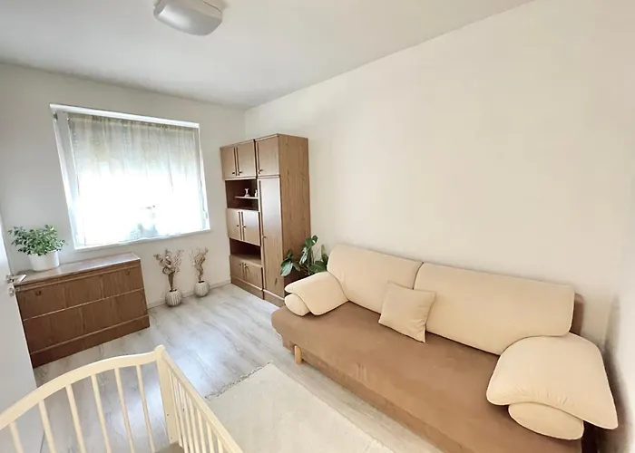 Nyaraló Ildikó Lak *